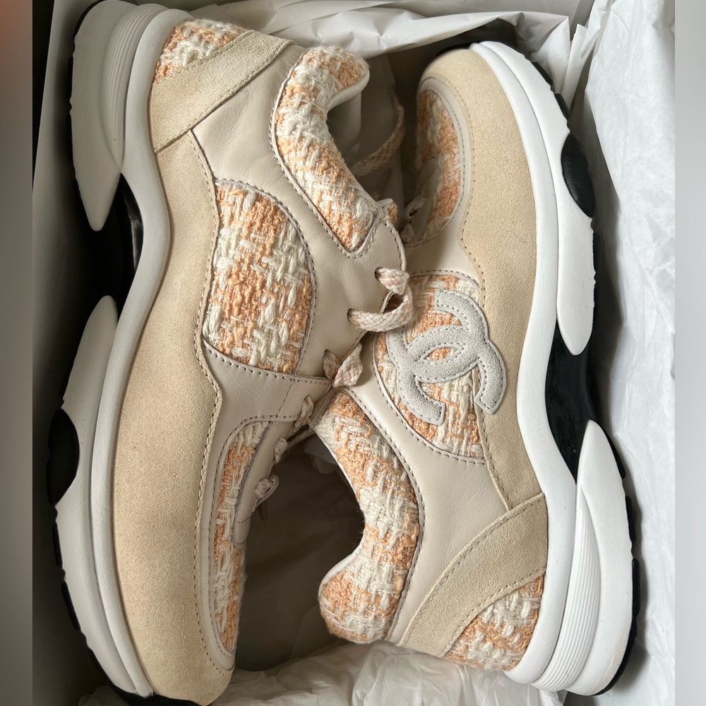 Chanel-SNEAKER 8.5